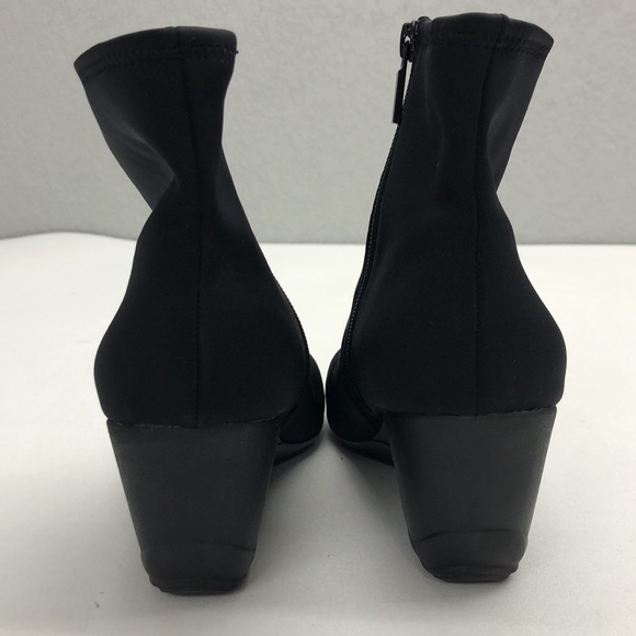 St Johns Bay Black Stretch Fabric Wedge Side Zip Booties Women’s 9.5 - Picture 4 of 10